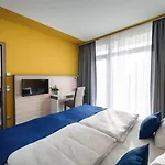 Hotel Yacht Wellness & Business Siofok