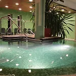 Hotel Yacht Wellness & Business