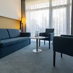 Hotel Yacht Wellness & Business 4*