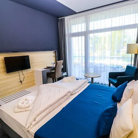Yacht Wellness & Business Siófok