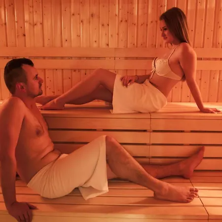 Отель Yacht Wellness & Business