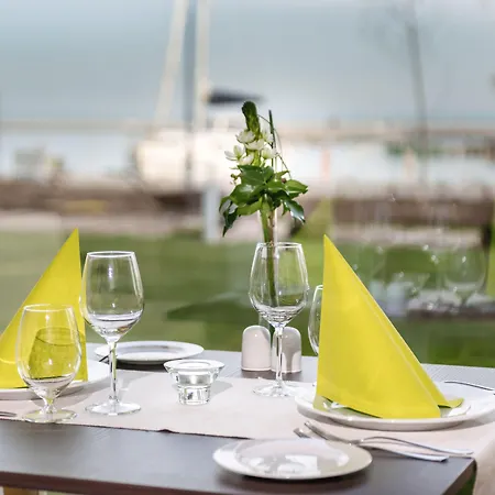 Yacht Wellness & Business Hotel Siofok