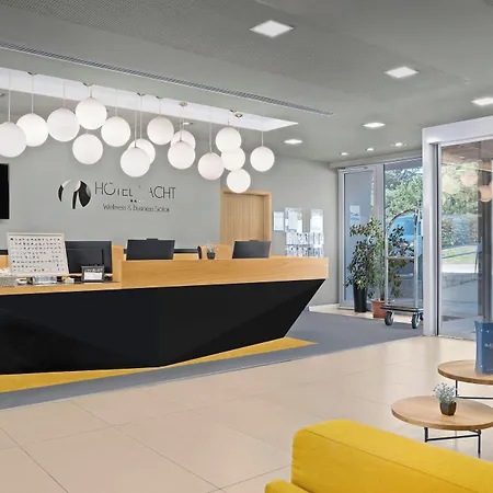 Hotel Yacht Wellness & Business