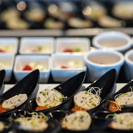 Yacht Wellness & Business 4* Siófok