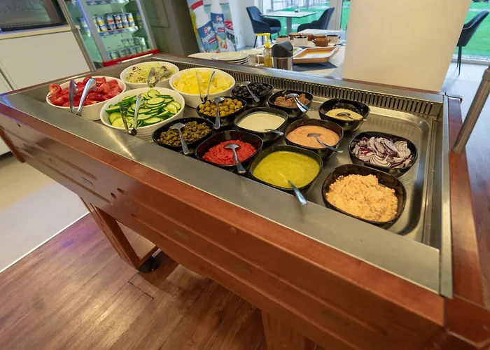 Yacht Wellness & Business 4*