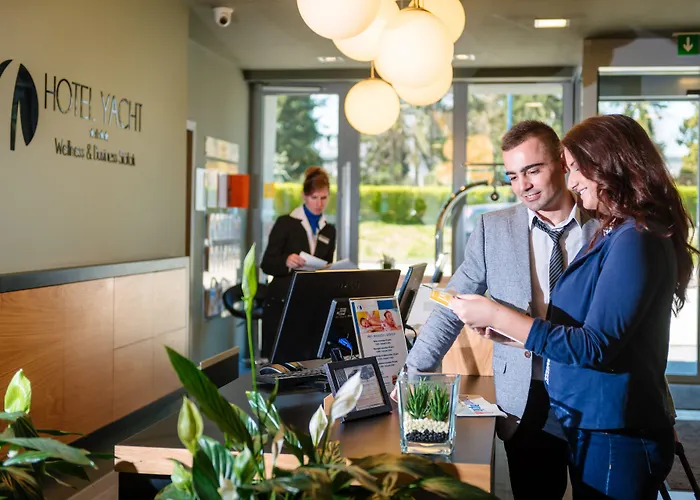 Hotel Yacht Wellness & Business