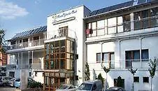 Yacht Wellness & Business Siófok